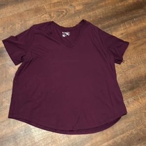 Women’s 2X V-Neck t-shirt
